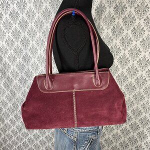 Liz Claiborne Size Medium (M) Elegant Burgundy Suede Shoulder Bag with Gold Trim